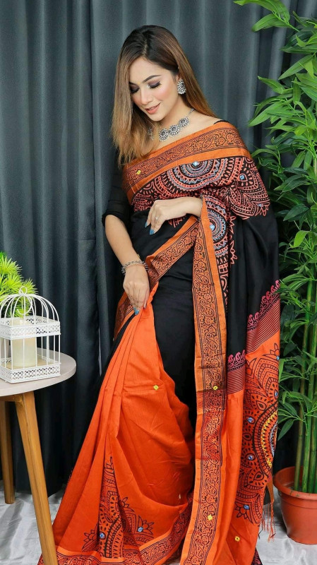 প্রিমিয়াম গর্জিয়াস ধুপিয়ান সিল্ক শাড়ি! DS-401