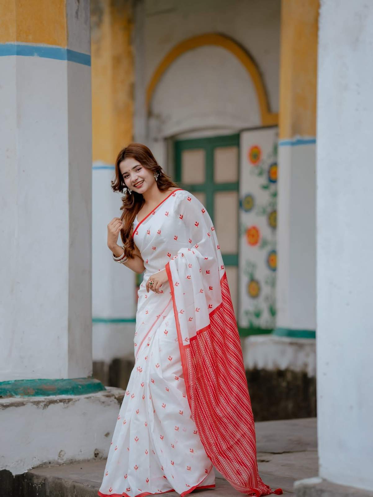 Semi Moslin Silk Digital Printed Saree With Blouse Piece | BDS-35